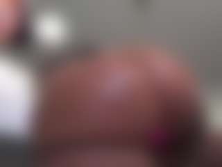 Live cam show with Kinky Kris - White MILF on SquirtSoMuch | united states
