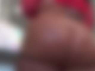Live cam show with Kinky Kris - Thick on madthumbs