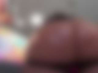 Live cam show with Kinky Kris - Tease Big Tits on madthumbs