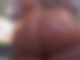 Kinky Kris's Live Sex Cam Show