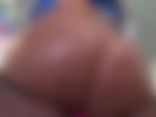 Kinky Kris's Live Sex Cam Show