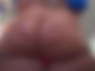 Kinky Kris's Live Sex Cam Show