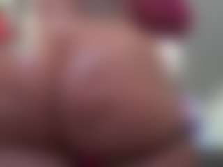 Kinky Kris's Live Sex Cam Show