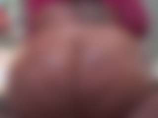 Kinky Kris's Live Sex Cam Show