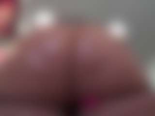 Kinky Kris's Live Sex Cam Show