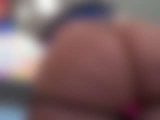 Kinky Kris's Live Sex Cam Show