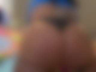 Kinky Kris's Live Sex Cam Show