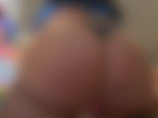 Kinky Kris's Live Sex Cam Show