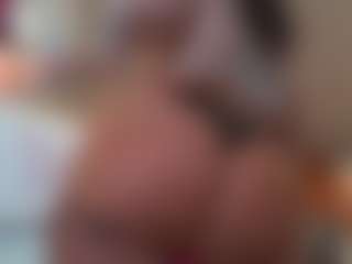 Live cam show with Kinky Kris - Sub on googirlz