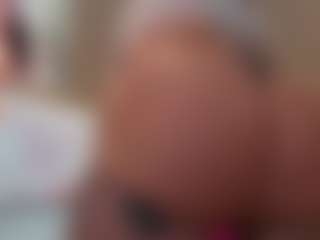 Kinky Kris's Live Sex Cam Show
