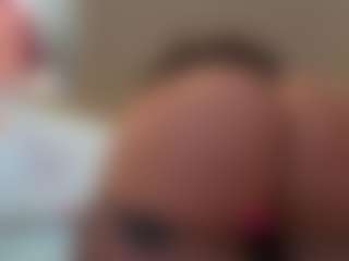 Kinky Krisのライブセックスチャットショー