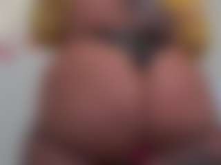 Kinky Kris's Live Sex Cam Show