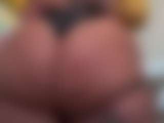 Kinky Kris's Live Sex Cam Show