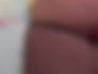Kinky Kris's Live Sex Cam Show