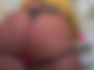 Kinky Kris's Live Sex Cam Show