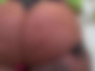 Kinky Kris's Live Sex Cam Show