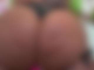 Kinky Kris's Live Sex Cam Show