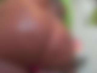 Kinky Kris's Live Sex Cam Show