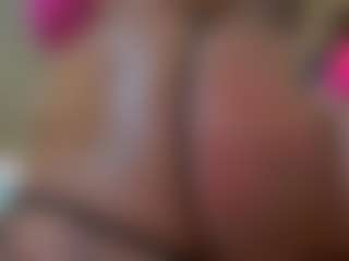 Kinky Kris's Live Sex Cam Show
