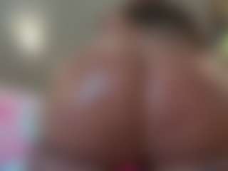 Kinky Kris's Live Sex Cam Show