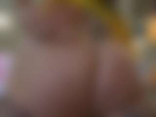 Kinky Kris's Live Sex Cam Show