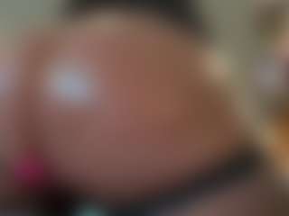 Kinky Kris's Live Sex Cam Show