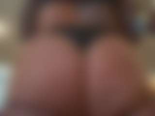 Kinky Kris's Live Sex Cam Show
