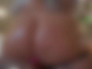 Kinky Kris's Live Sex Cam Show