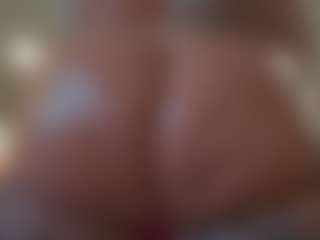 Kinky Kris's Live Sex Cam Show