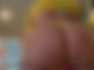 Kinky Kris's Live Sex Cam Show