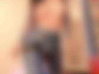 Live cam show with oriana - Blowjob on Free Soda