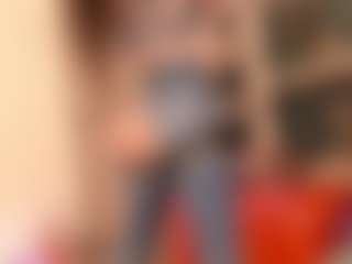 Live cam show with oriana - Petite on madthumbs