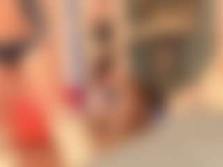 Live cam show with oriana - Petite on Dare Cams