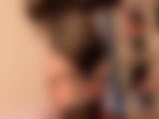 Live cam show with oriana - Pantyhose on CamwithHer
