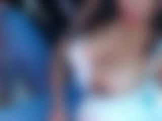 valenwants's Live Sex Cam Show