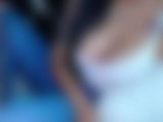 valenwants's Live Sex Cam Show