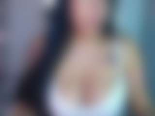 valenwants's Live Sex Cam Show