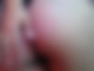 valenwants's Live Sex Cam Show