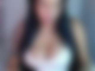 Spettacolo in cam dal vivo con valenwants - College Big Tits su Camsoda