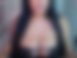 valenwants's Live Sex Cam Show