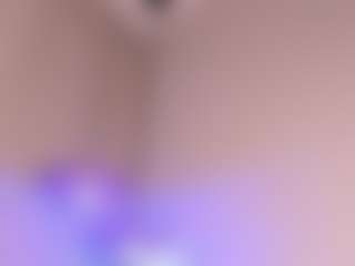 Live cam show with Giannasue - Petite on crypto-cams | colombia
