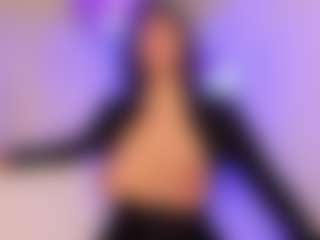 Live cam show with Giannasue - Curvy on luckytryst.com