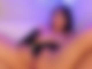 Giannasue's Live Sex Cam Show
