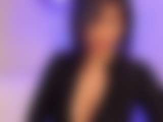Giannasue's Live Sex Cam Show