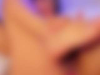 Giannasue's Live Sex Cam Show