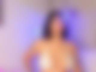 Giannasue's Live Sex Cam Show