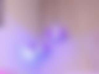 Giannasue's Live Sex Cam Show