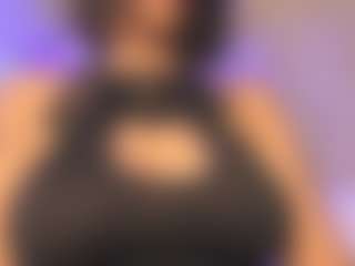 Giannasue's Live Sex Cam Show