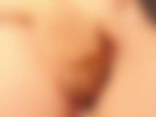 Giannasue's Live Sex Cam Show