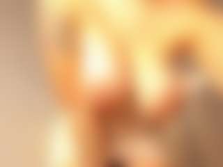 Giannasue's Live Sex Cam Show